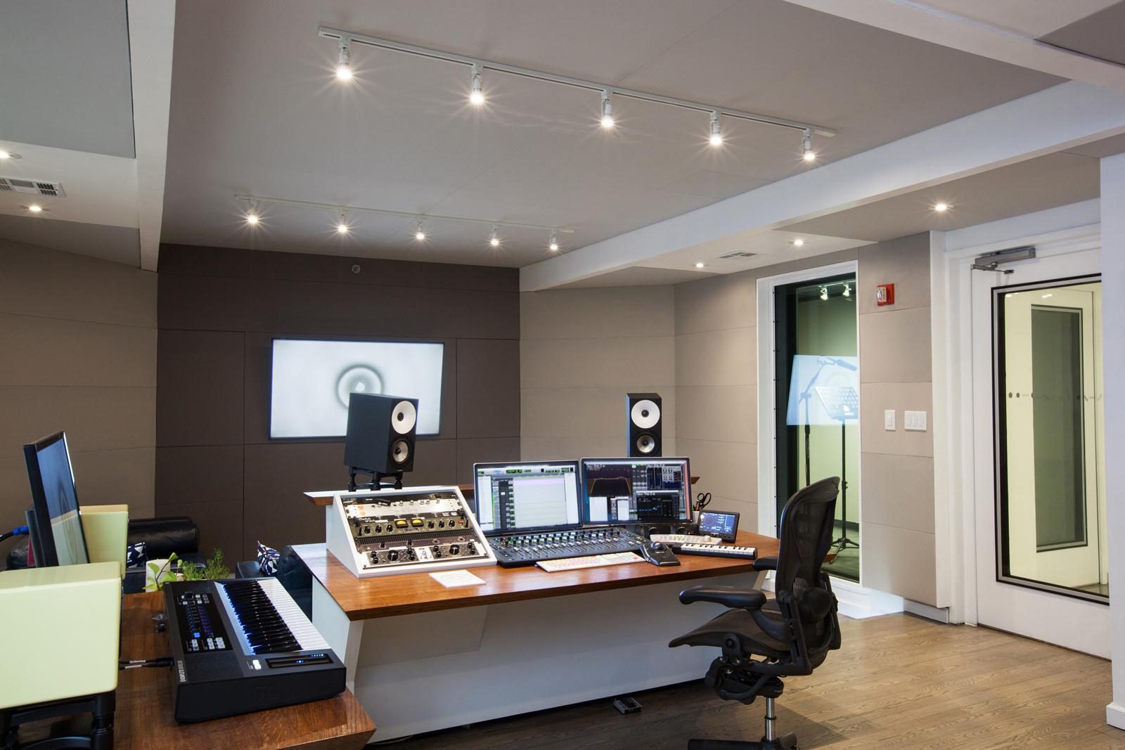 DECIBEL studio photo