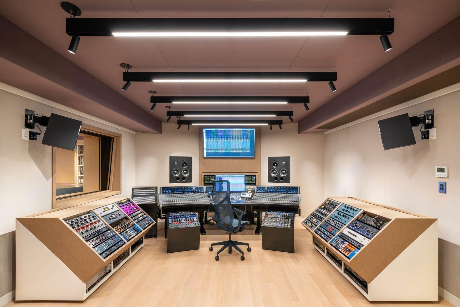PRECISION SOUND STUDIOS studio photo